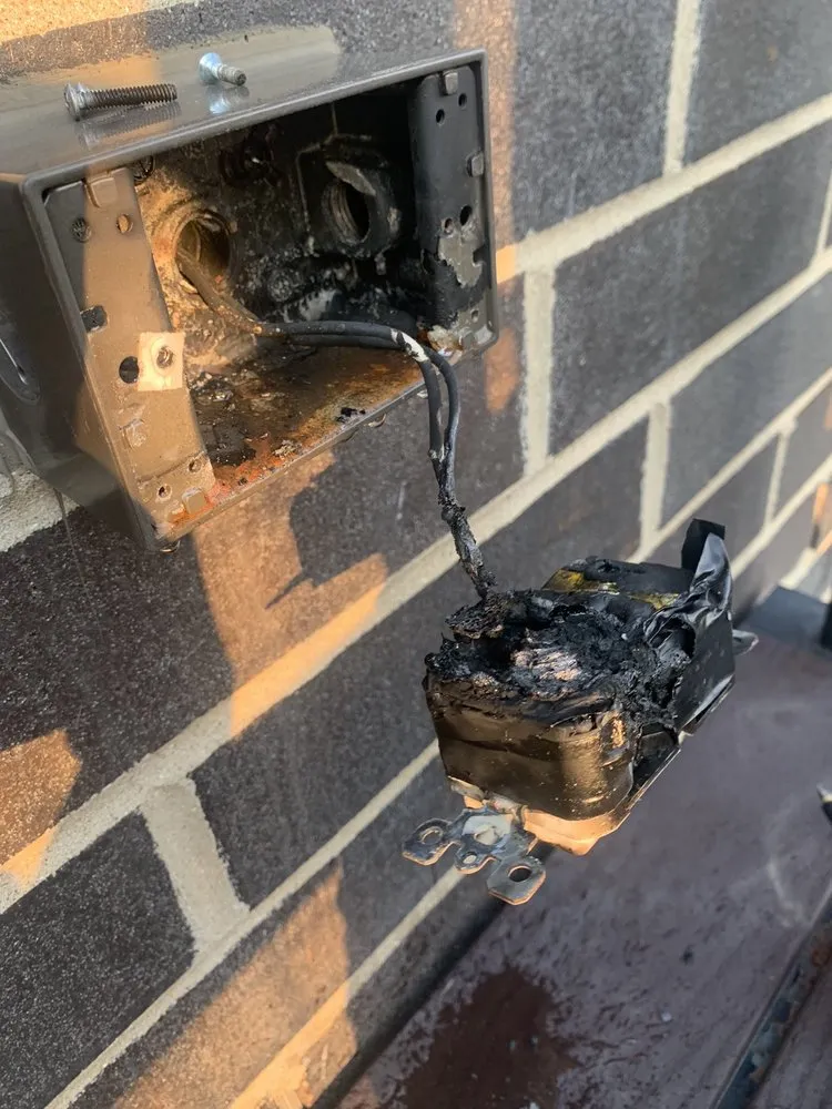 Slide of Greenline Electric