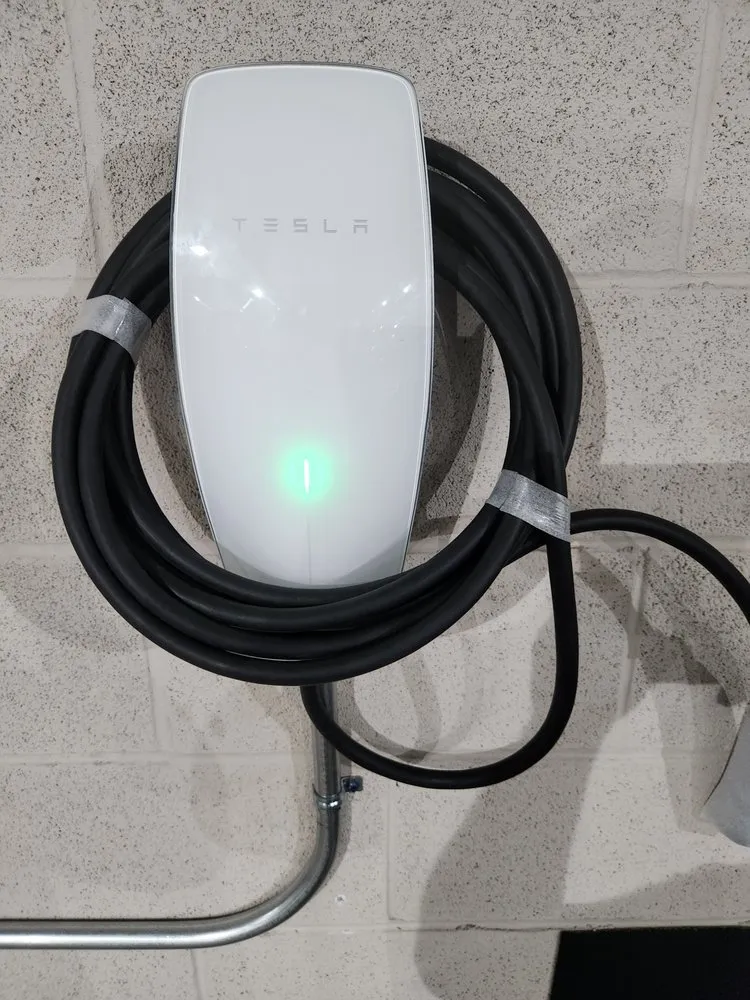 Slide of Greenline Electric