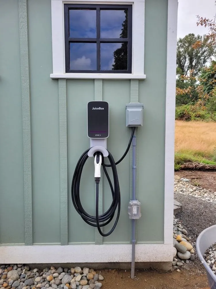 Slide of Greentech Service