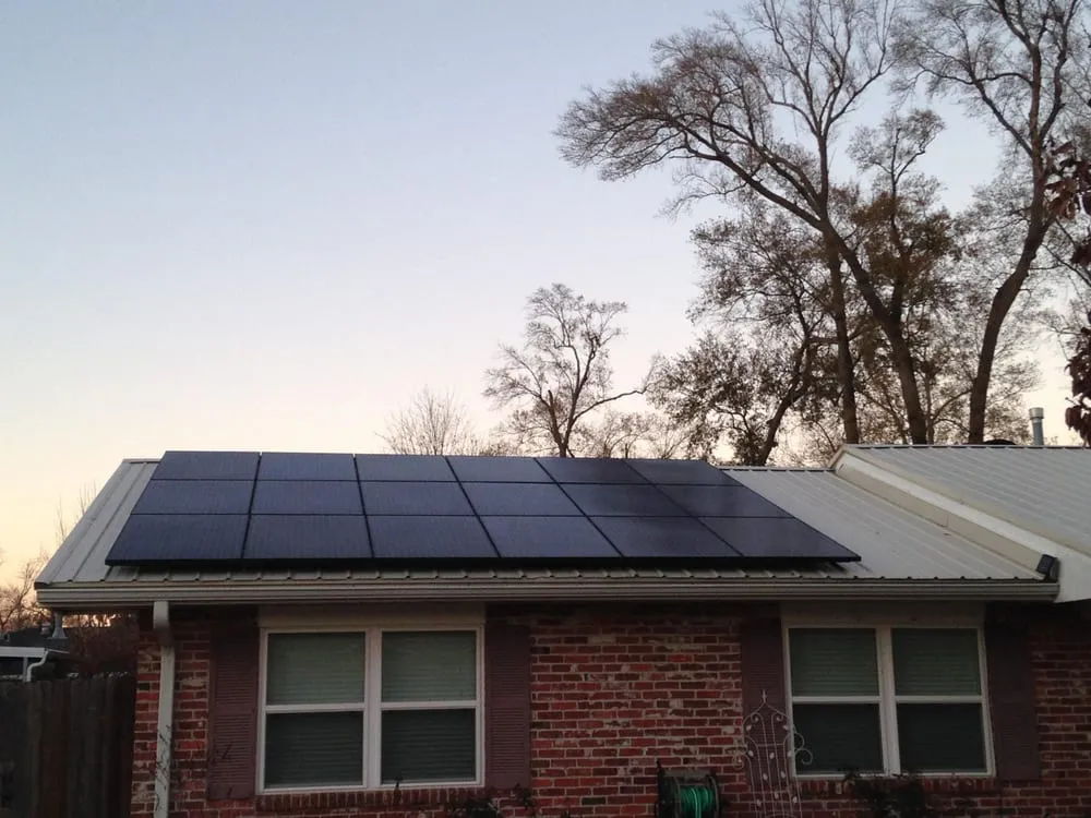 Slide of GreenTek Solar