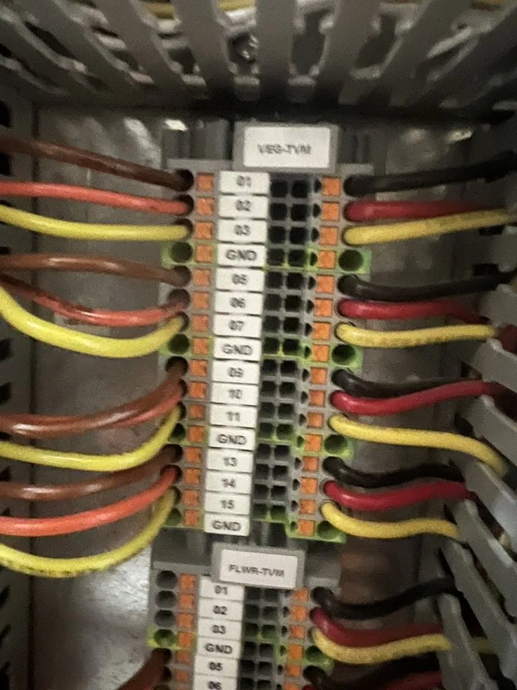 Slide of Greg Nice Electric