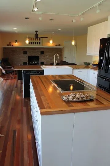 Slide of Gregory Greene Electric Inc