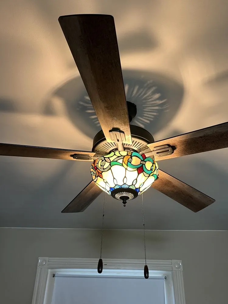 Slide of Gregory Lee Electric