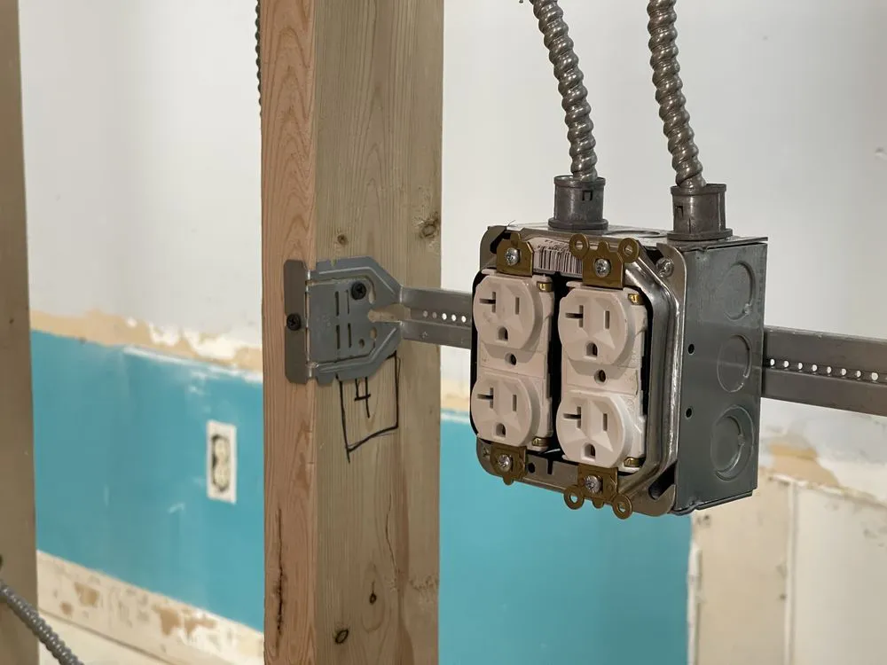 Slide of Greywolf Electric