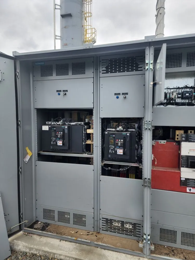 Slide of Grid Power Solutions