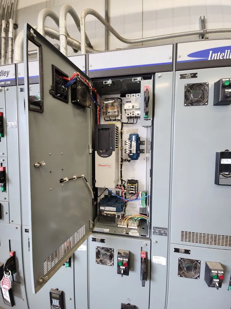 Slide of Grid Power Solutions