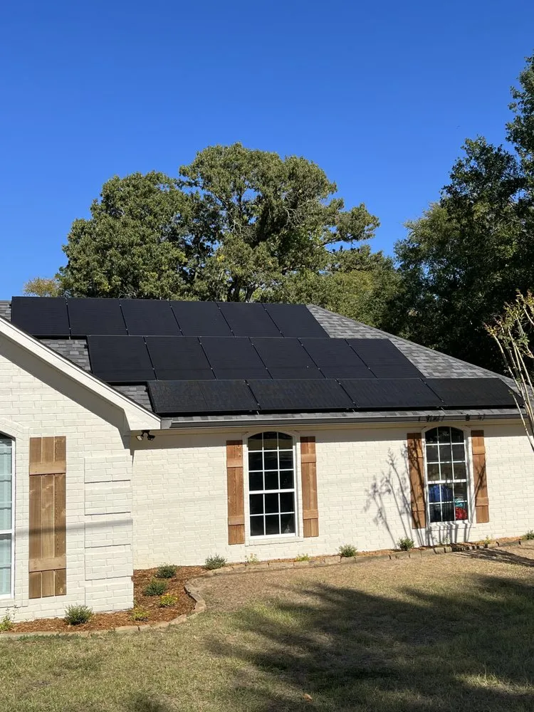 Expert electrician providing panel upgrade in Murchison, TX - GRID Solar and Electric