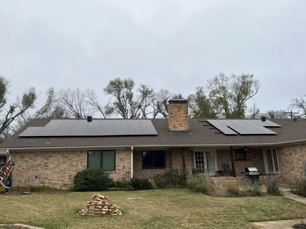 Reliable electrician providing lighting installation in Murchison, TX - GRID Solar and Electric