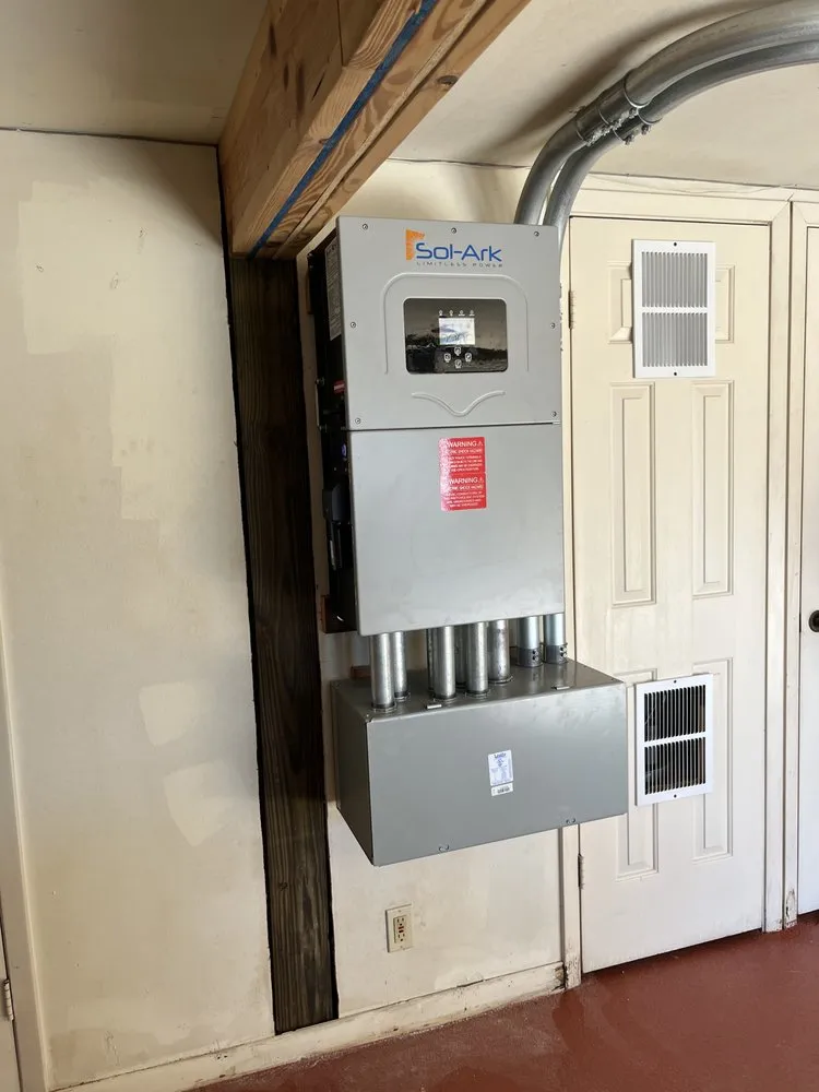 Licensed circuit breaker repair service in Murchison, TX - GRID Solar and Electric