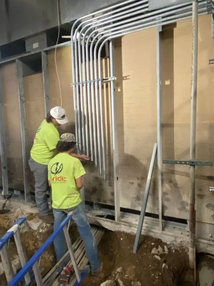 Slide of Gridic Electrical Services