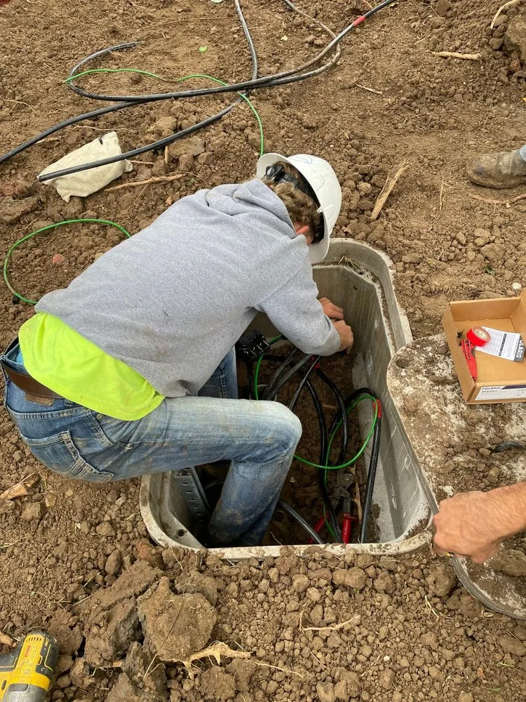 Slide of Gridic Electrical Services