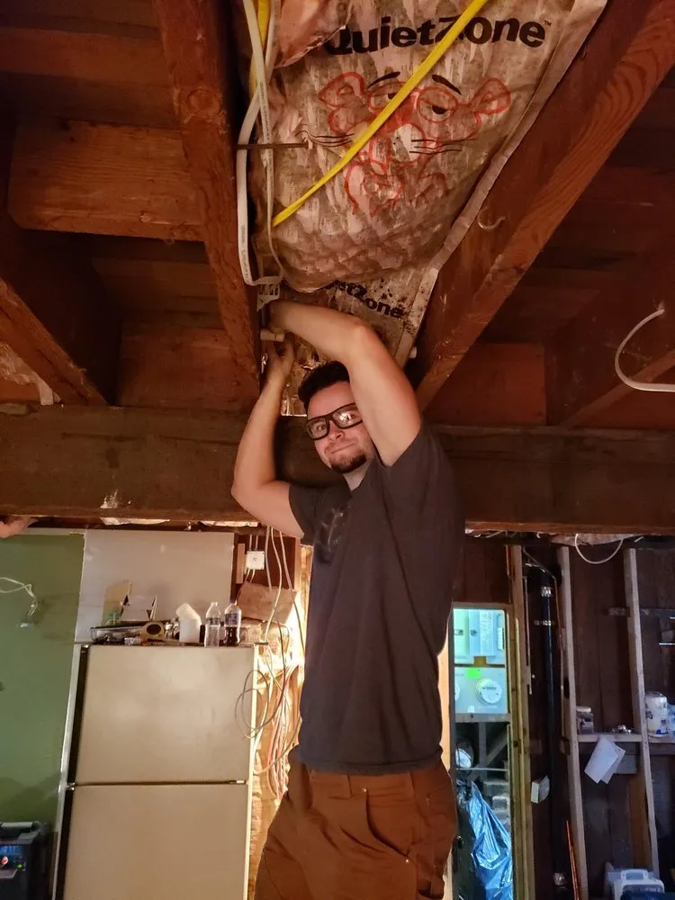 Slide of Groeling Electric