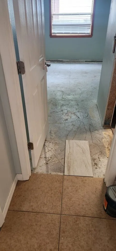 Affordable emergency electrical service in ,  by Groero Handy & Landscape