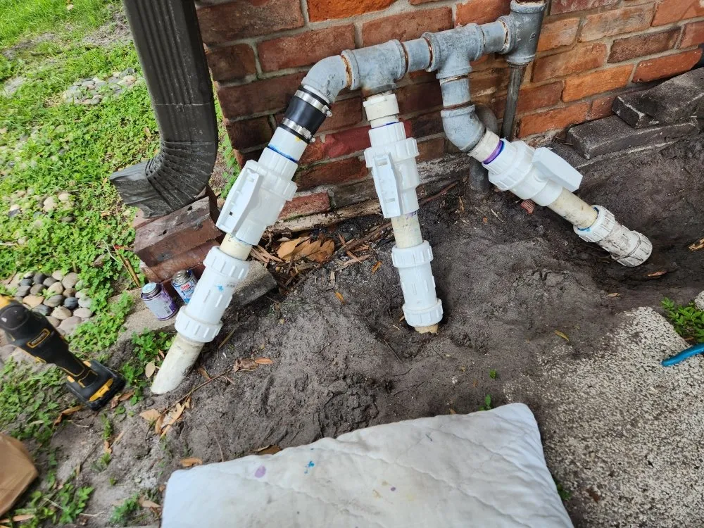 Slide of Groero Handy & Landscape