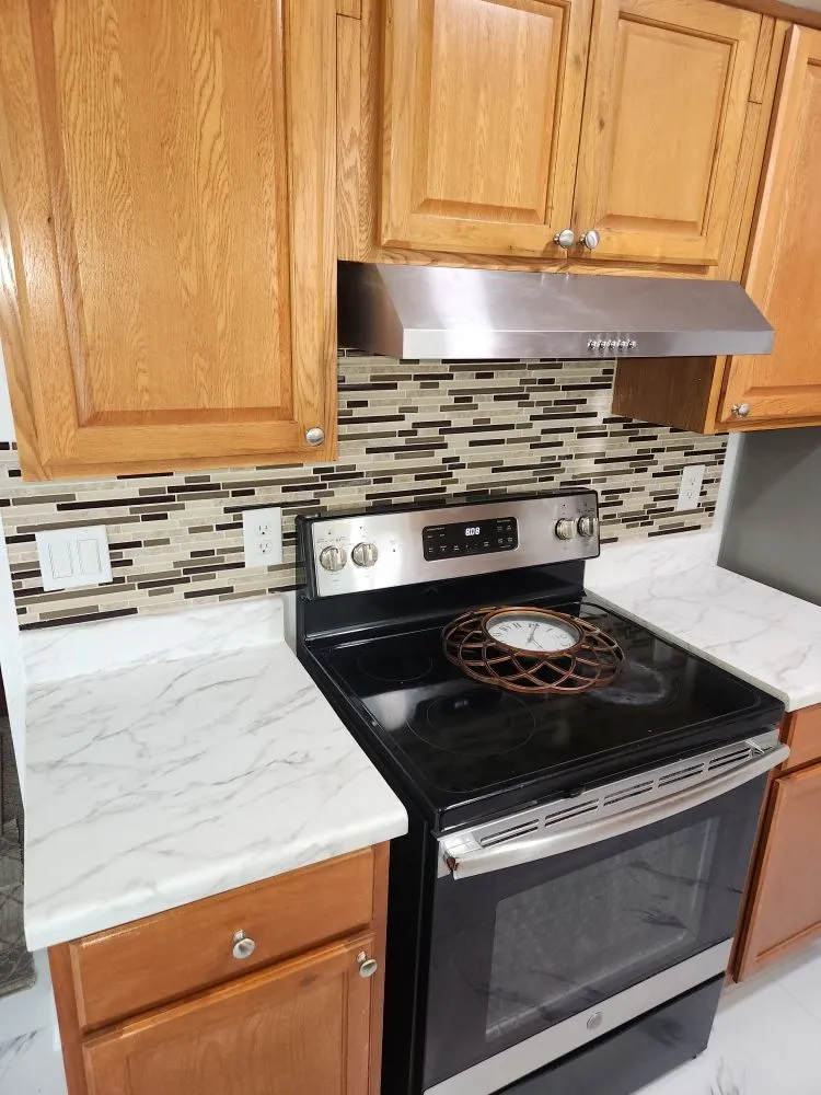 Slide of Groero Handy & Landscape