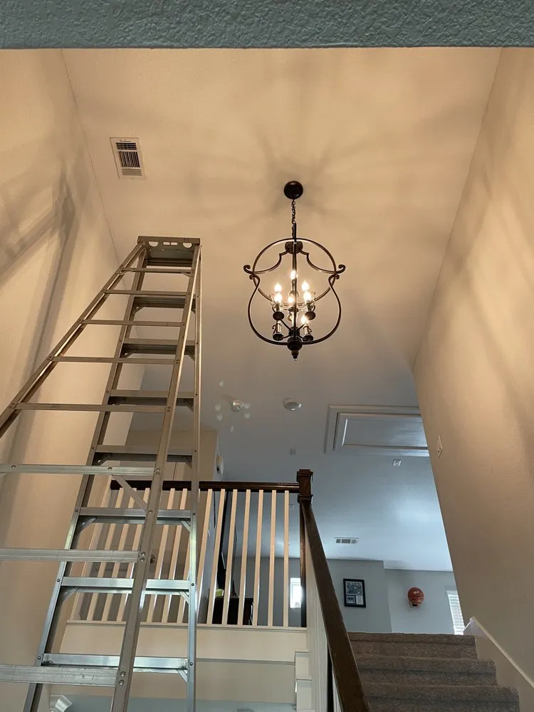 Slide of Grounded Electrical Services of Texas