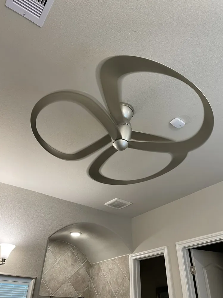 Slide of Grounded Electrical Services of Texas