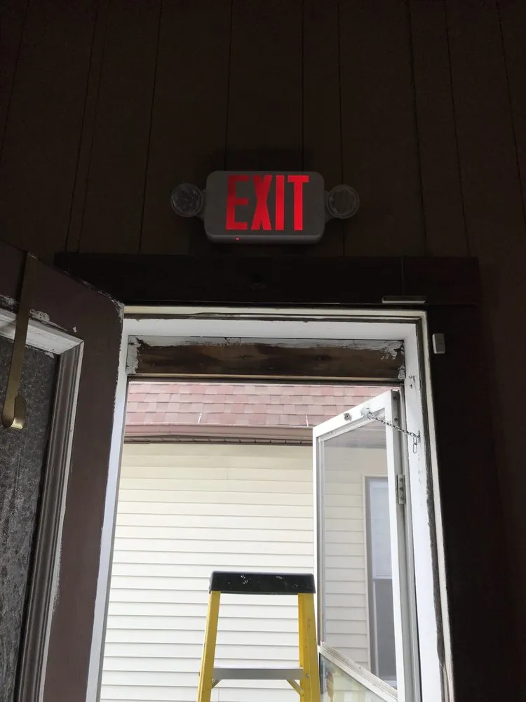 Slide of Grounded I G