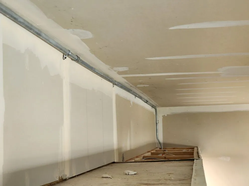 Slide of Grunt Electric