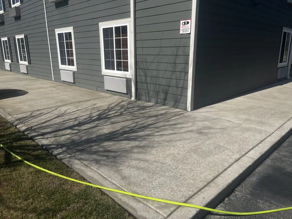 Expert emergency electrical service in Trenton, SC by Grunt Worx Services
