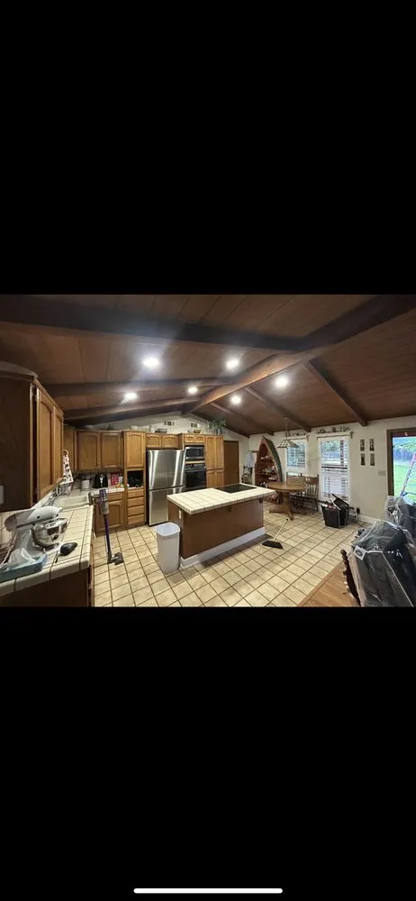 Slide of Gshock Electric