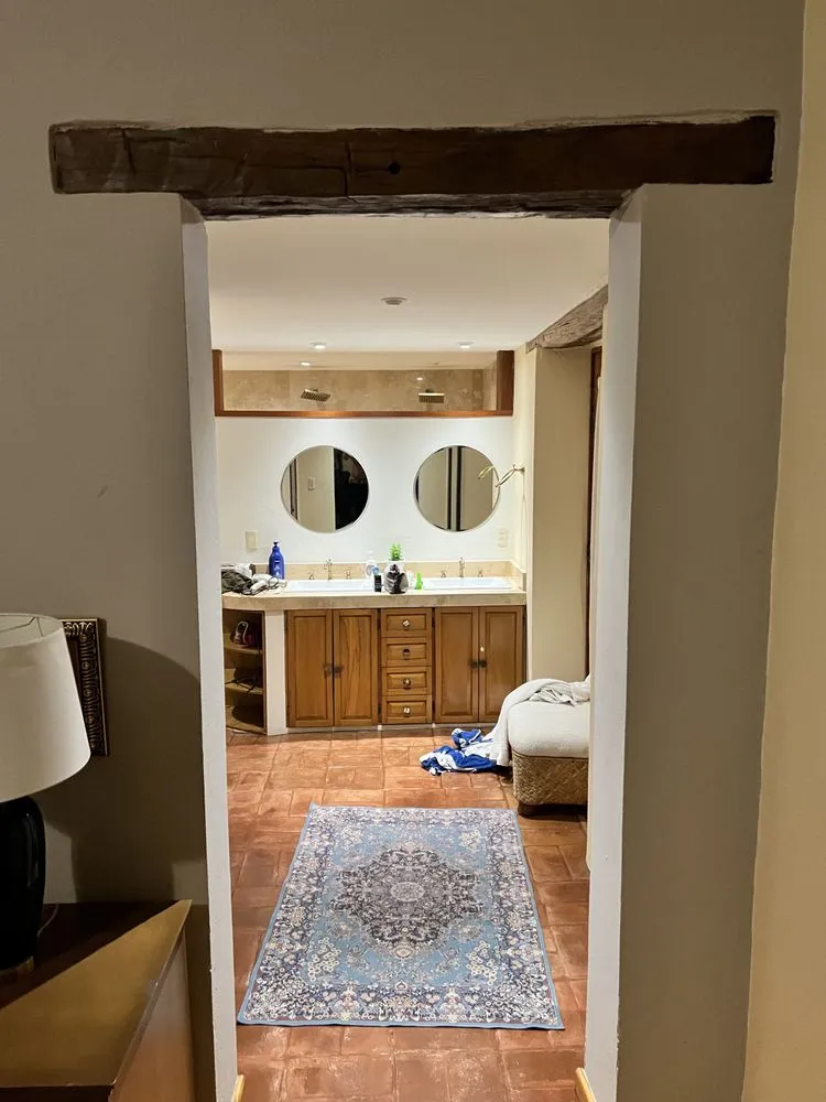 Slide of GTO Electric