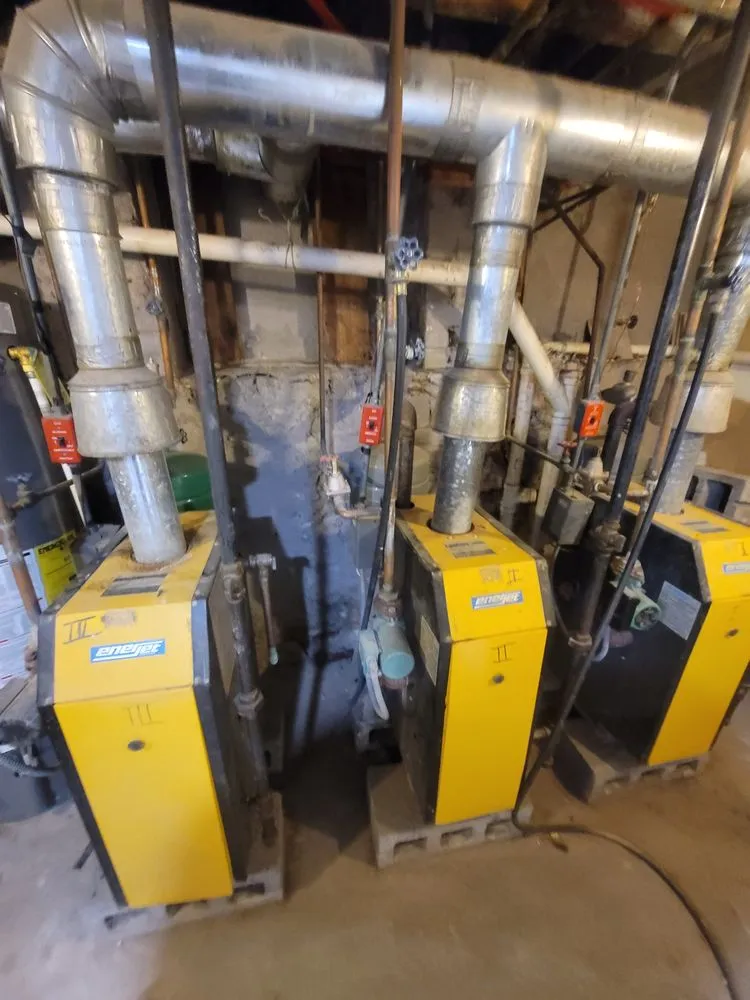 Slide of Guaman capital group Construction