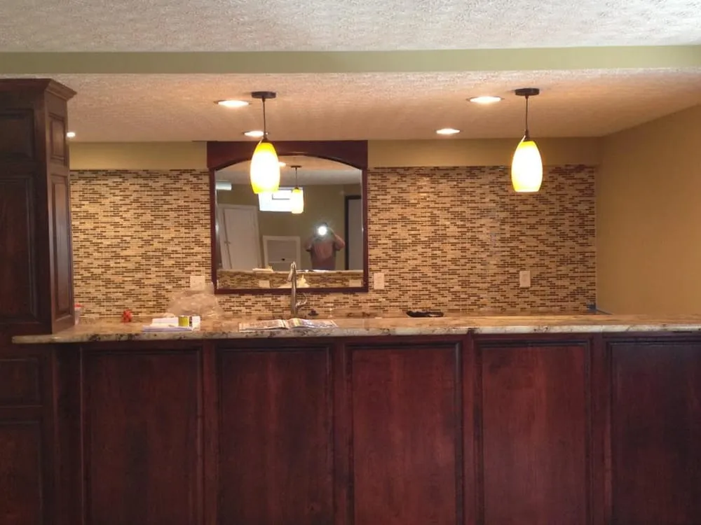 Slide of Guaranteed Electric Services