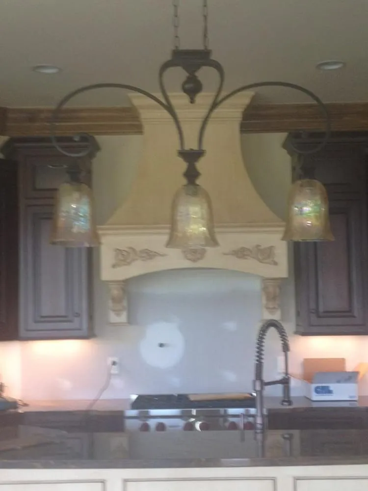 Slide of Guaranteed Electric Services