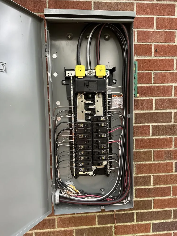 Professional lighting installation experts serving Yorktown, VA - Guardian Electric