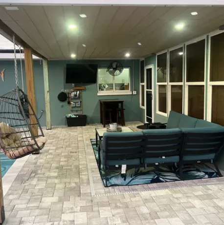 Slide of Guardian Electrical