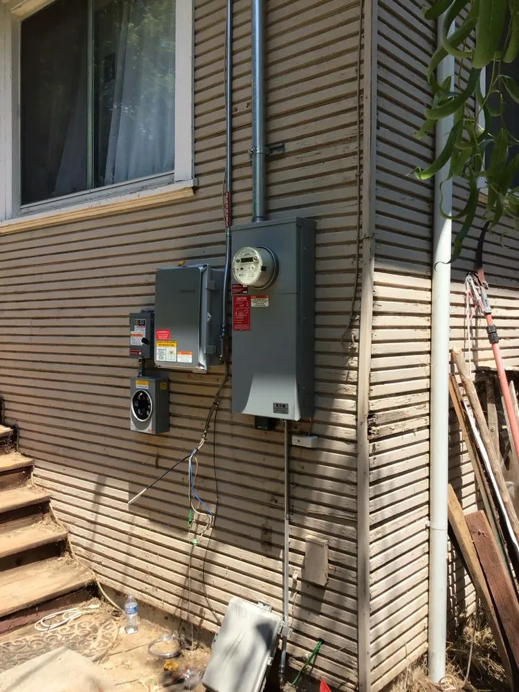 Slide of Gubruds Services