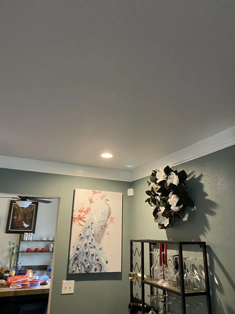 Slide of Gubruds Services