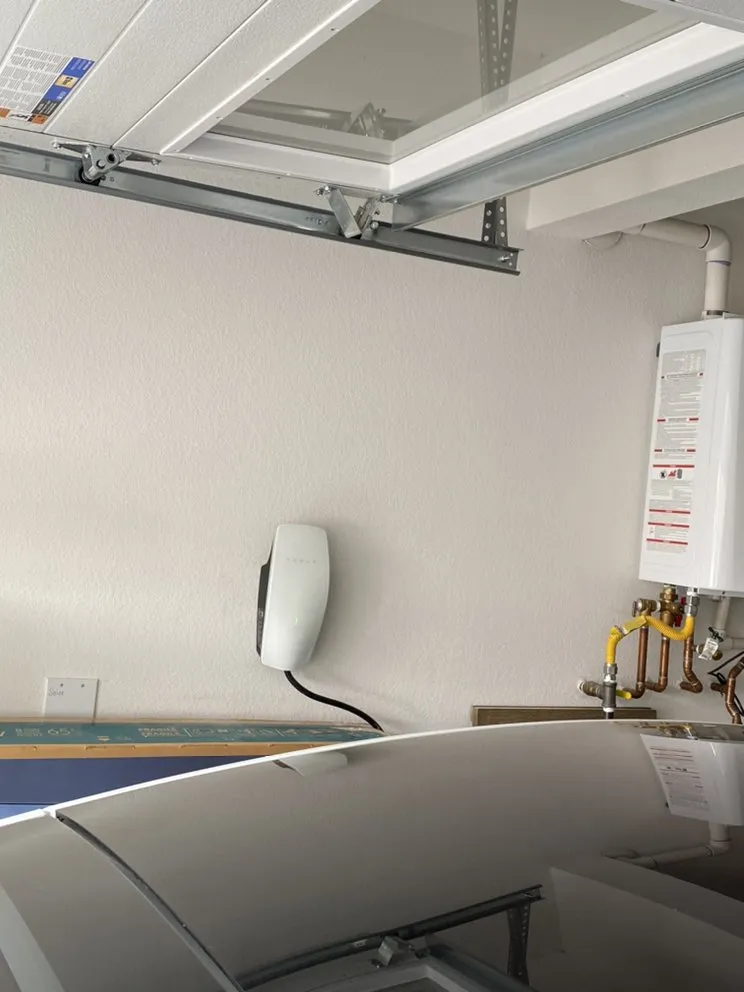 Slide of Gudiel Electric