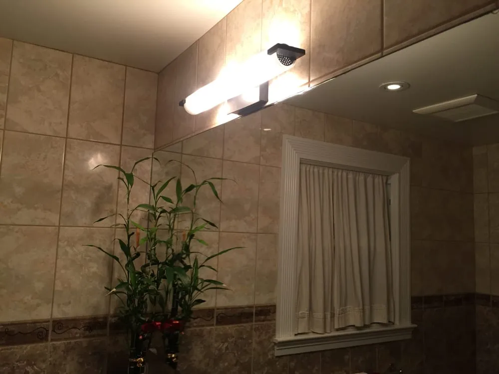 Expert circuit breaker repair experts serving ,  - Guerreros Electric Inc