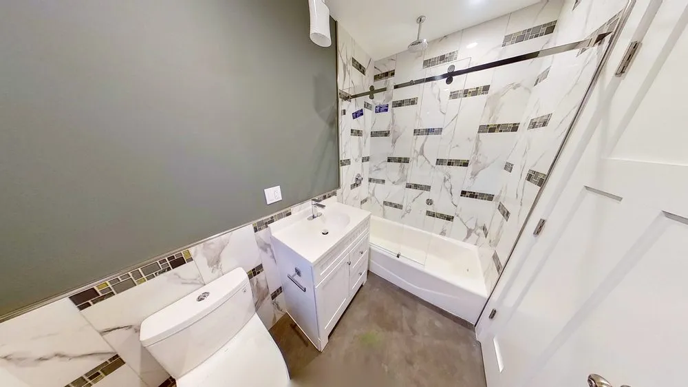 Slide of Guerreros Electric Inc