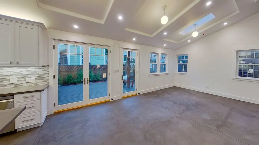 Slide of Guerreros Electric Inc