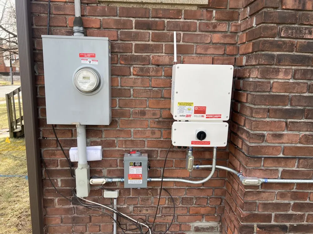 Slide of Gui Depina Electric