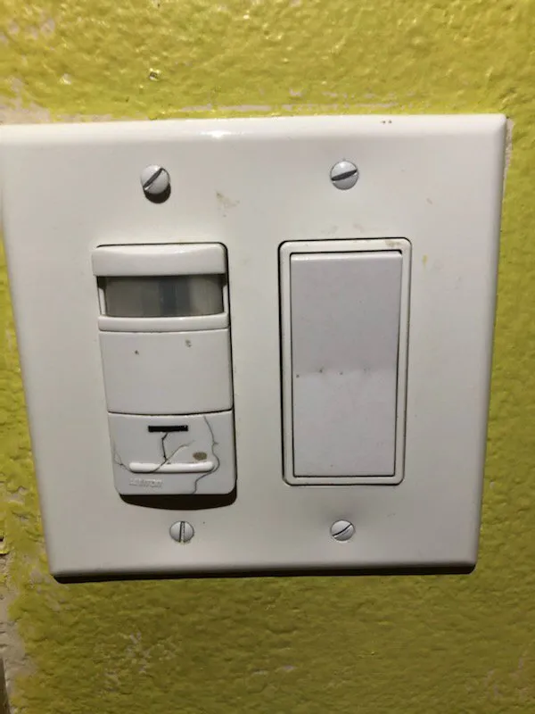 Slide of Guidry's Electrical