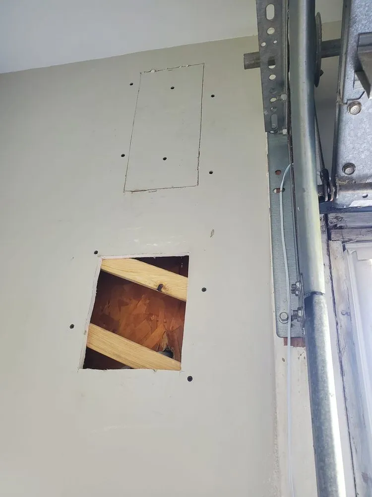 Expert outlet and switch repair in Inlet Beach, FL by Gulf Coast Electrician