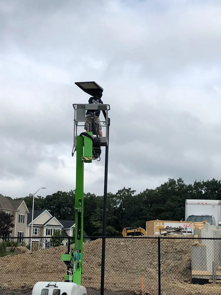 Slide of Gulla Electric