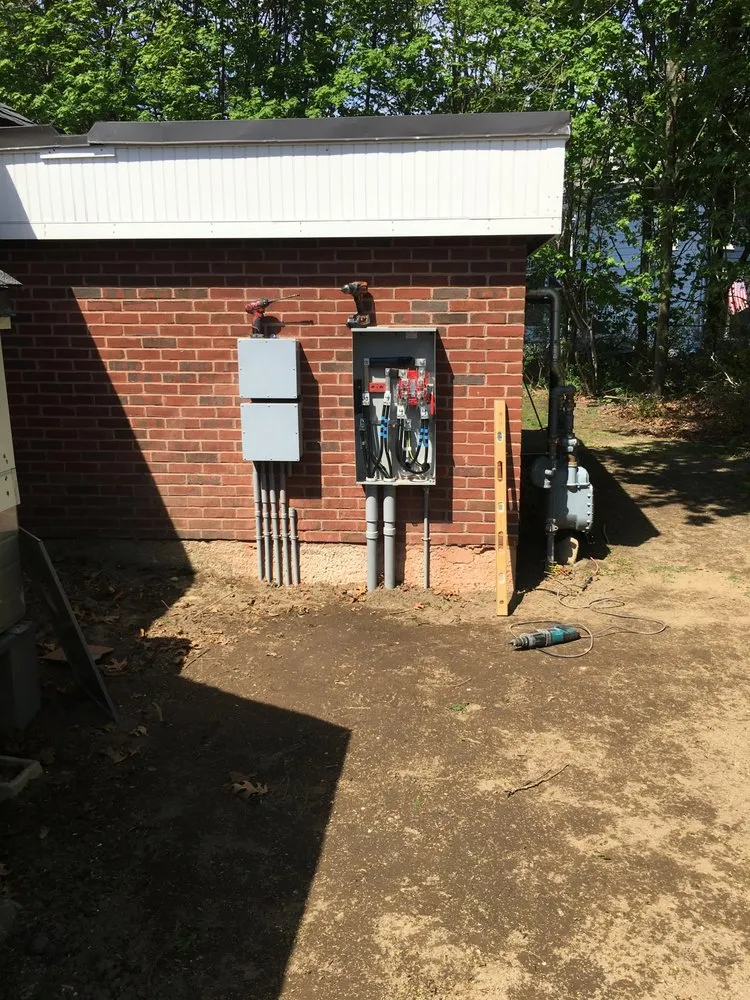 Slide of Gulla Electric