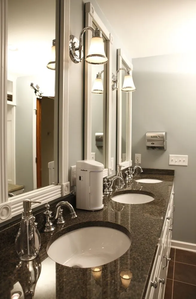 Slide of Gunnar Electric