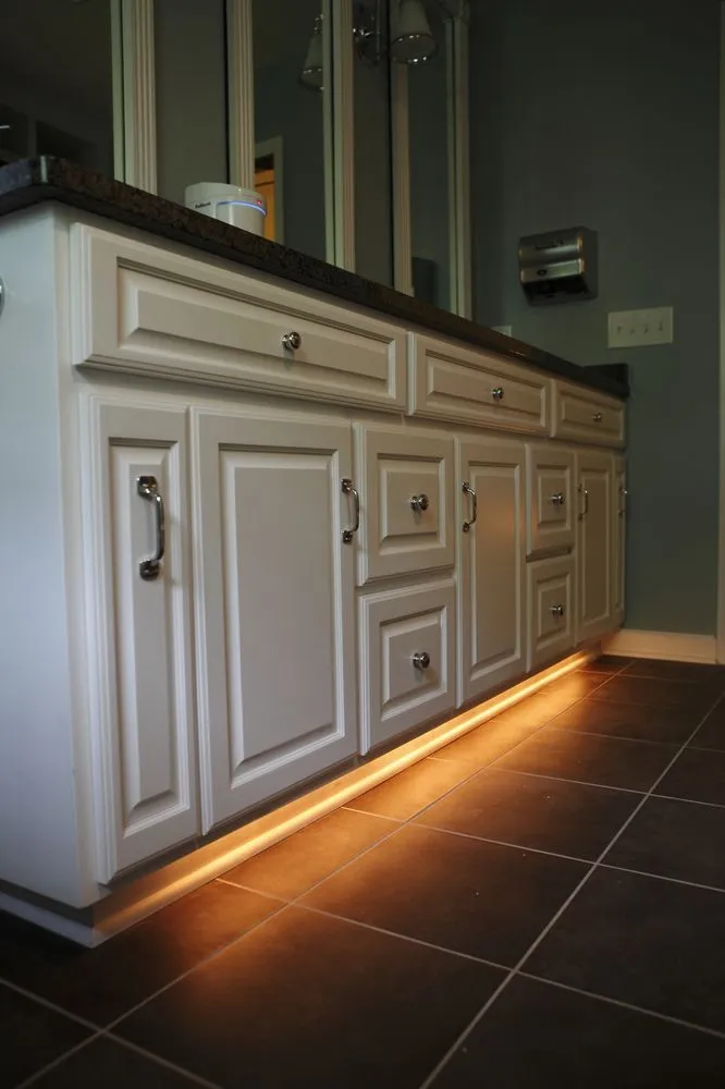 Slide of Gunnar Electric