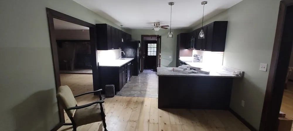 Slide of Gunter Services 