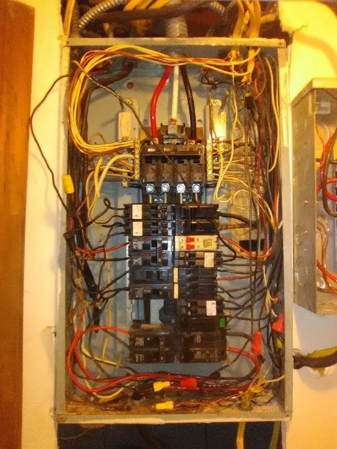 Slide of Gurnee Licensed Electrician