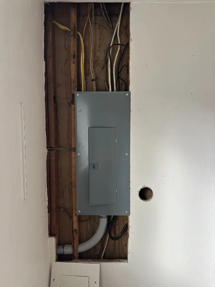 Slide of Guru Electric