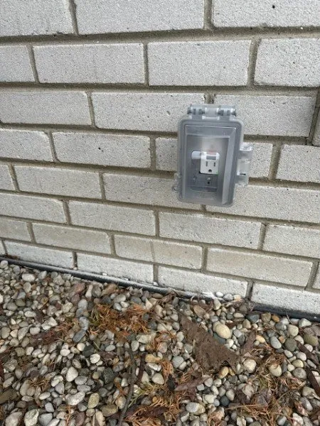 Slide of Gus The Handyman