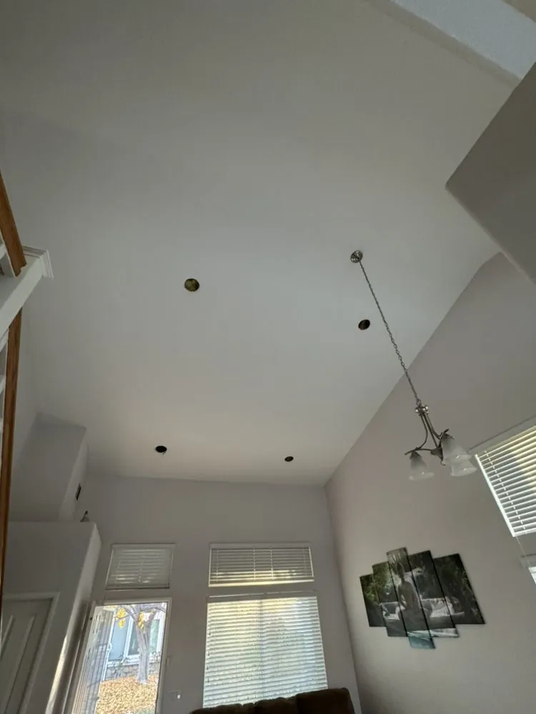 Slide of Gus's Electrical Services