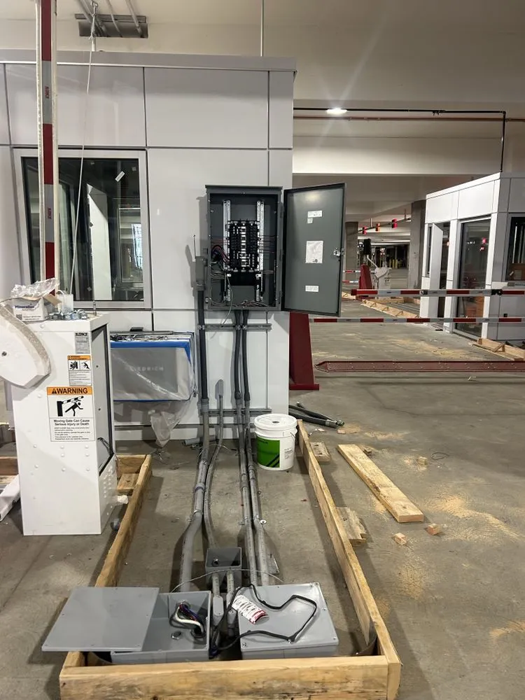 Slide of Gus's Electrical Services